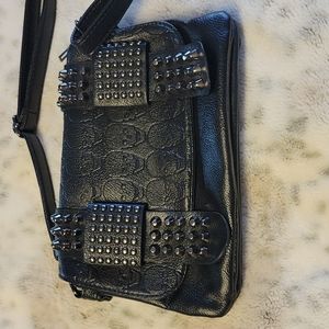 BLACK SKULL PURSE
